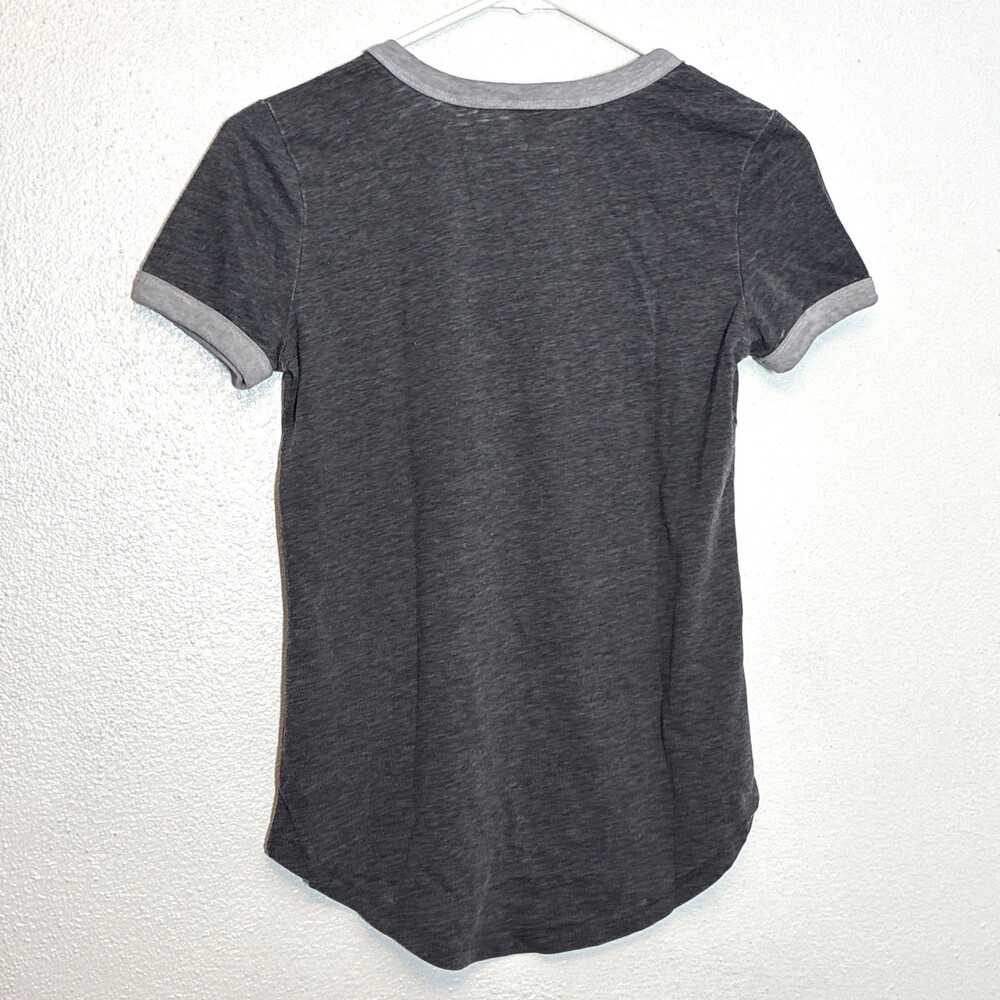 Def Leppard NWT Womens XS Gray Ringer Band Tee Graphic T-Shirt (M5) - Picture 3 of 8